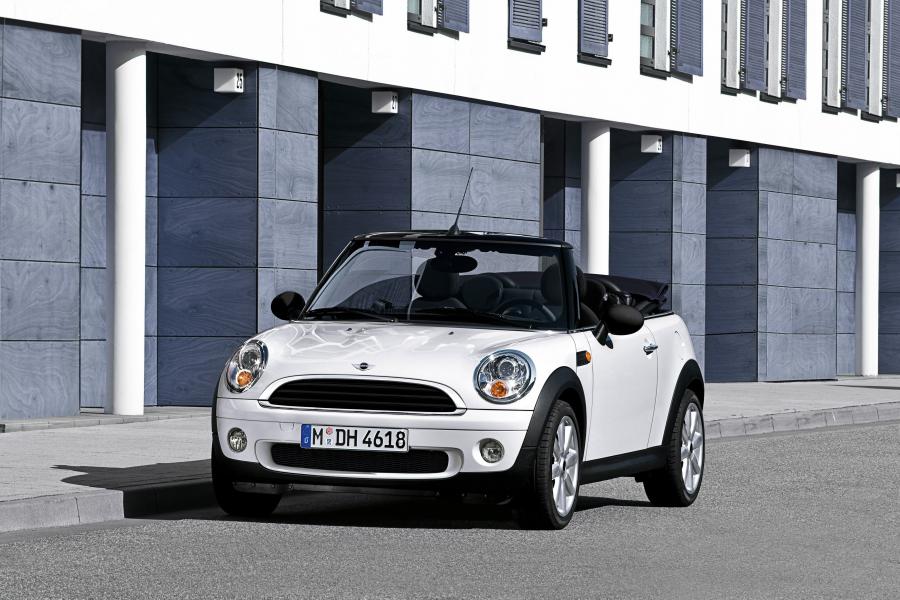  Mini One Cabrio 2010 года  (фото 4 из 4)